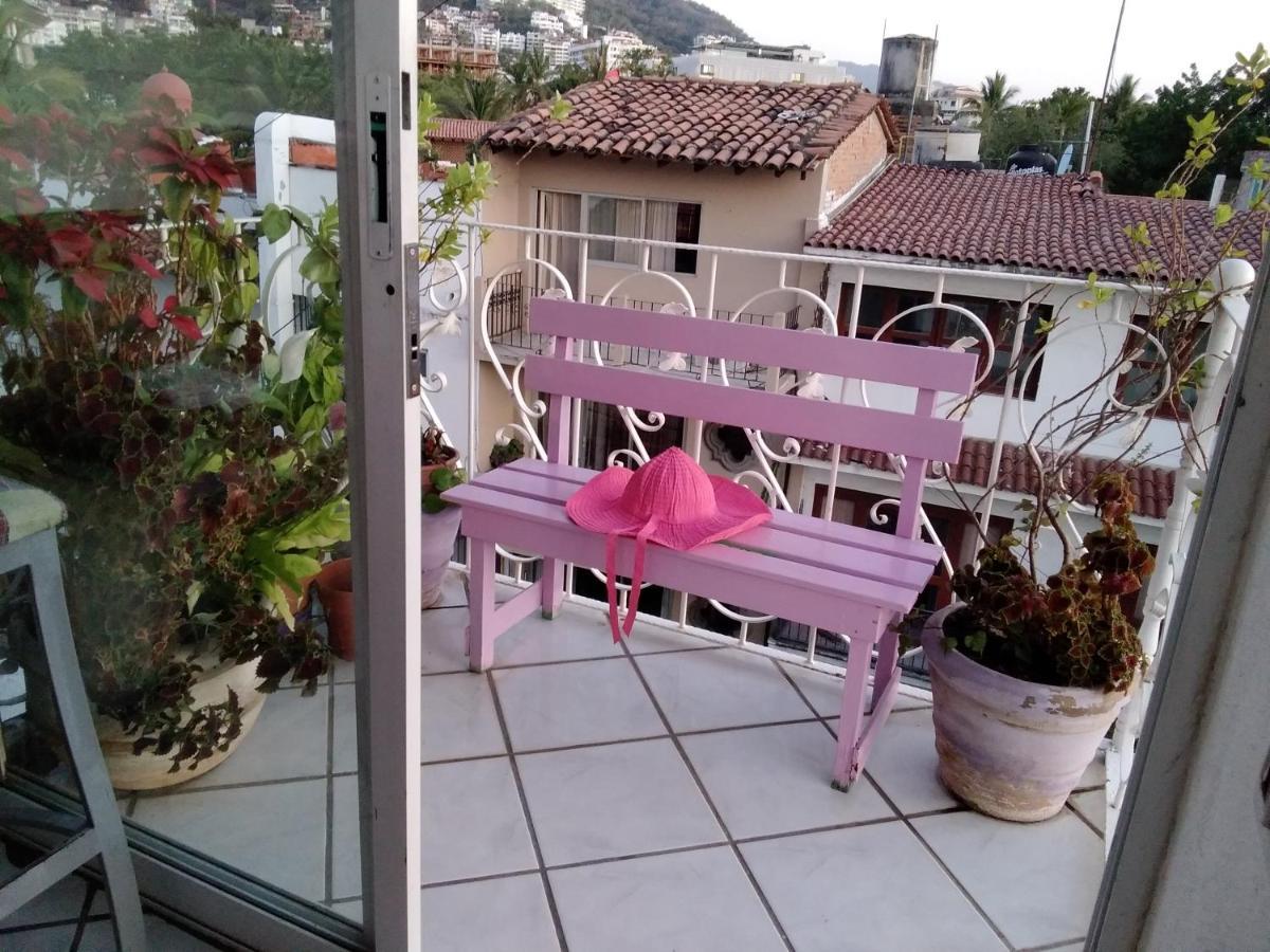 Boutique Basic Hotel بويرتو فالارتا المظهر الخارجي الصورة