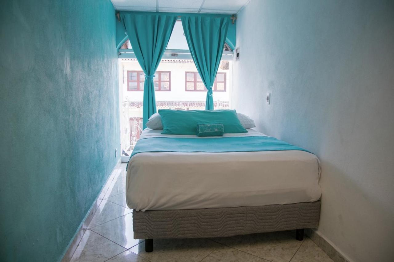 Boutique Basic Hotel بويرتو فالارتا المظهر الخارجي الصورة