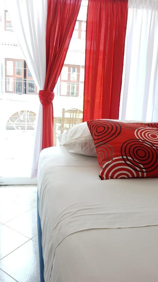 Boutique Basic Hotel بويرتو فالارتا المظهر الخارجي الصورة