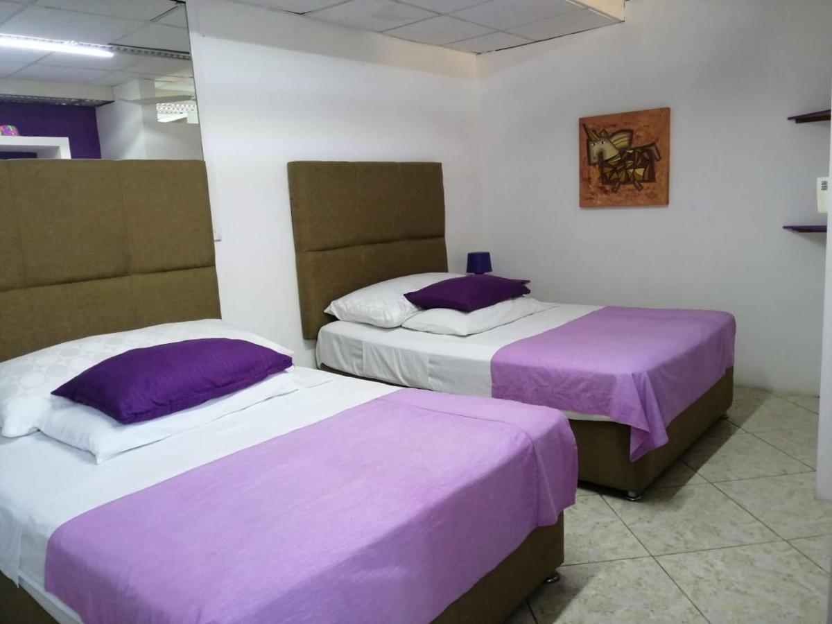 Boutique Basic Hotel بويرتو فالارتا المظهر الخارجي الصورة