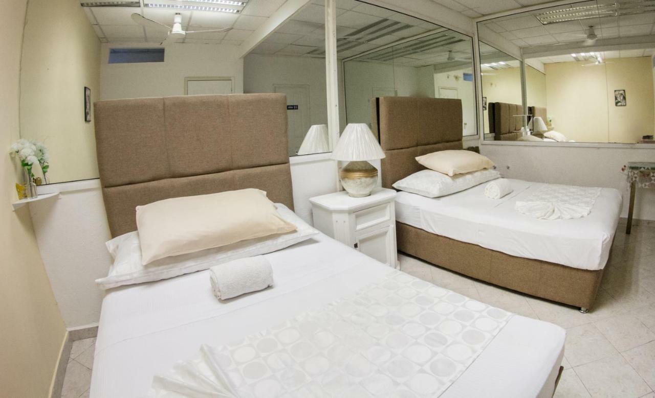 Boutique Basic Hotel بويرتو فالارتا المظهر الخارجي الصورة