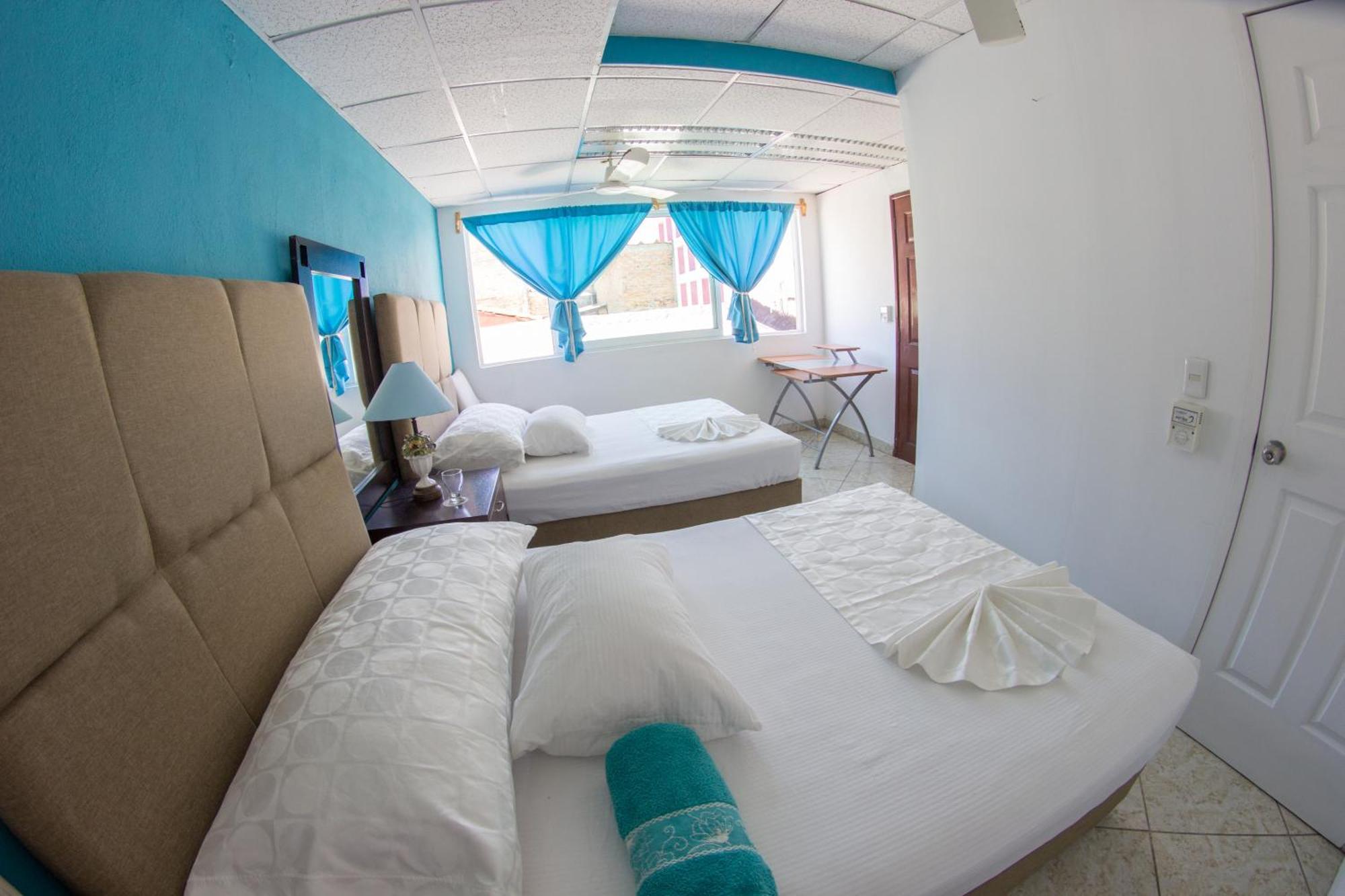 Boutique Basic Hotel بويرتو فالارتا المظهر الخارجي الصورة